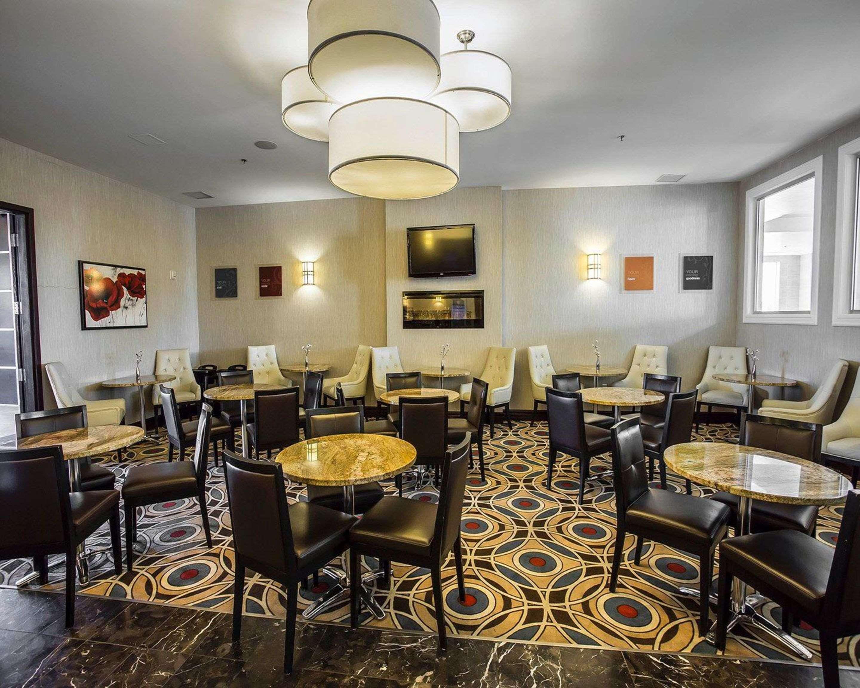 Comfort Hotel Bayer'S Lake Timberlea Εξωτερικό φωτογραφία