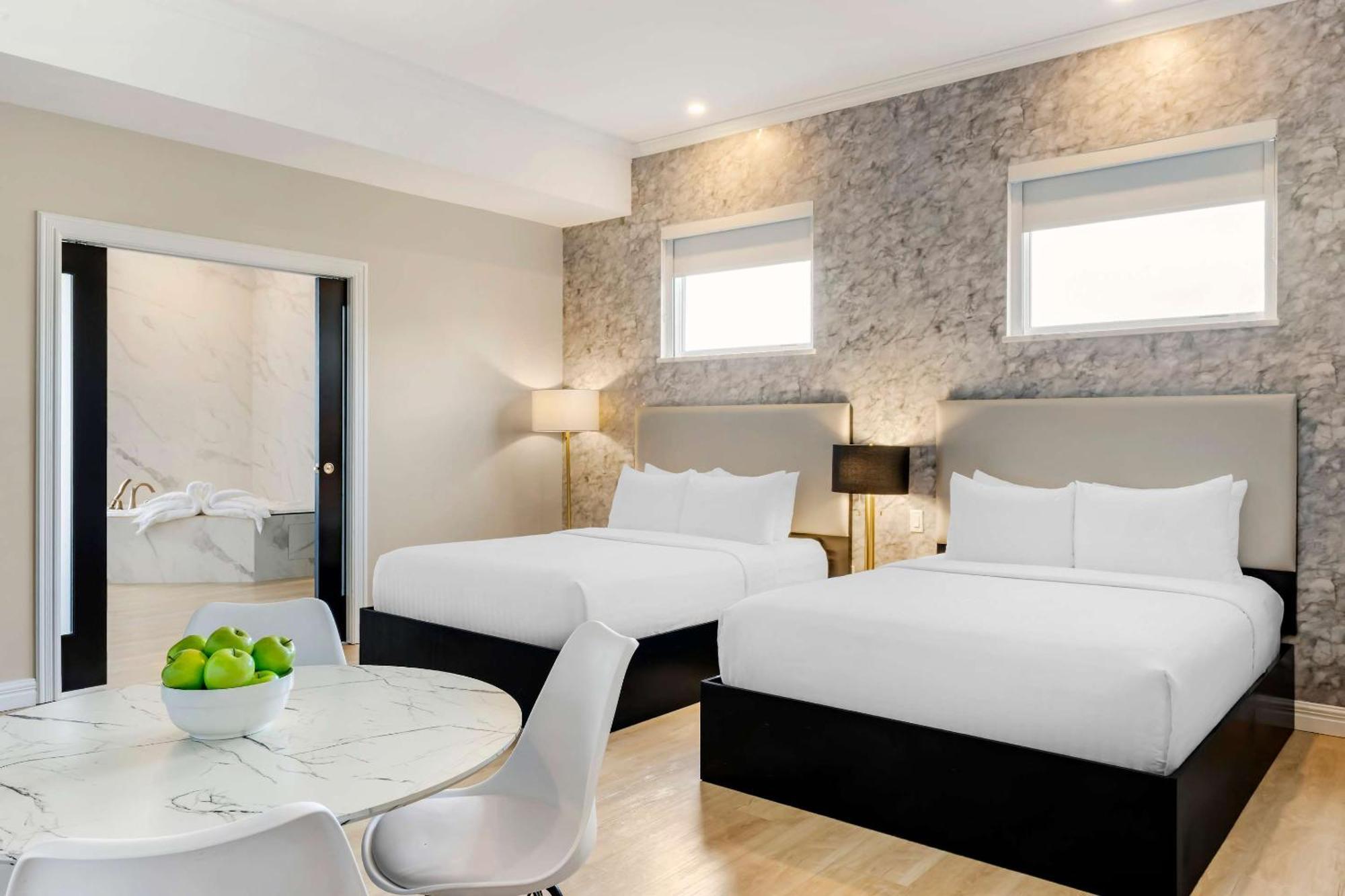 Comfort Hotel Bayer'S Lake Timberlea Εξωτερικό φωτογραφία
