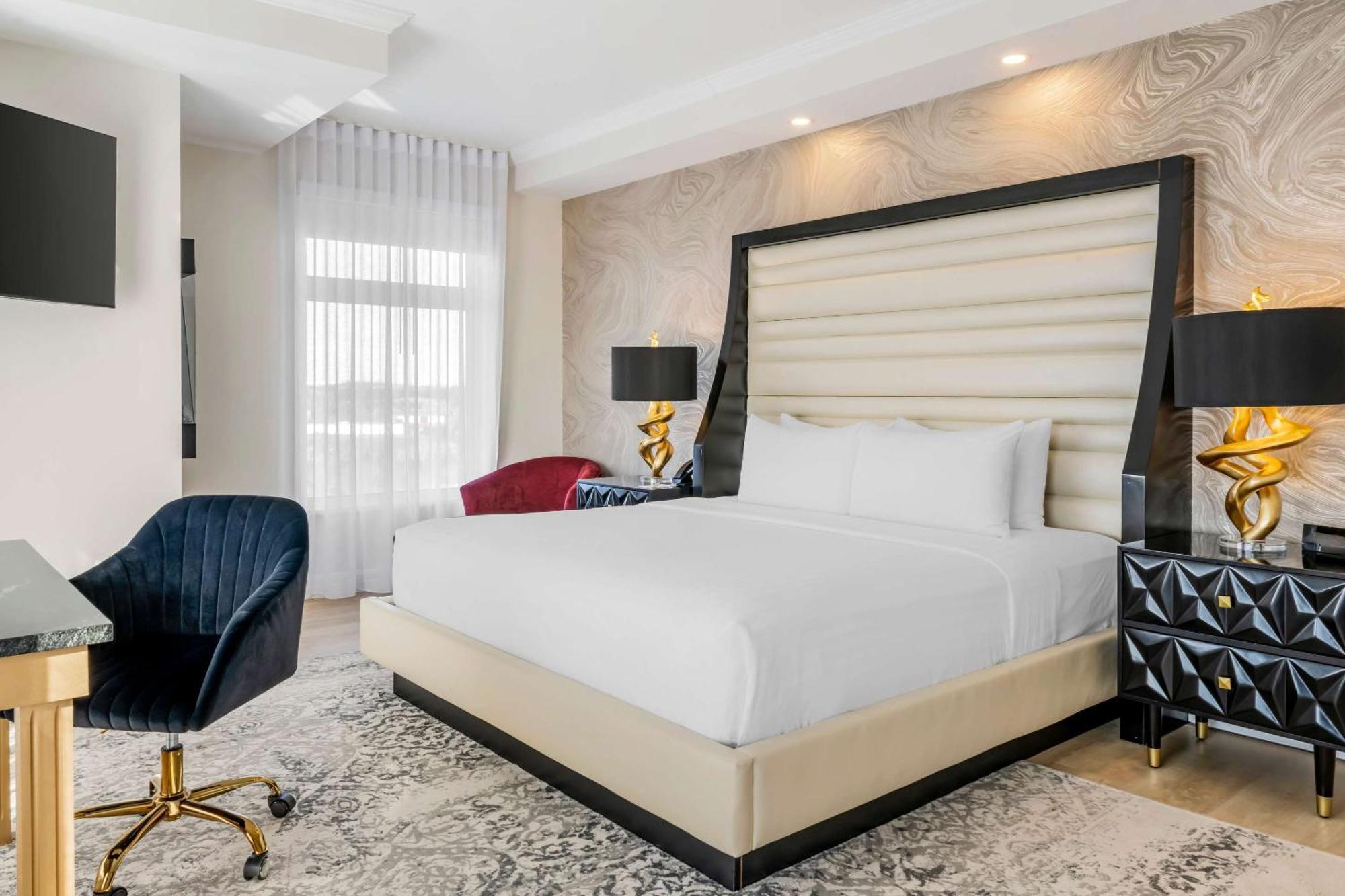 Comfort Hotel Bayer'S Lake Timberlea Εξωτερικό φωτογραφία