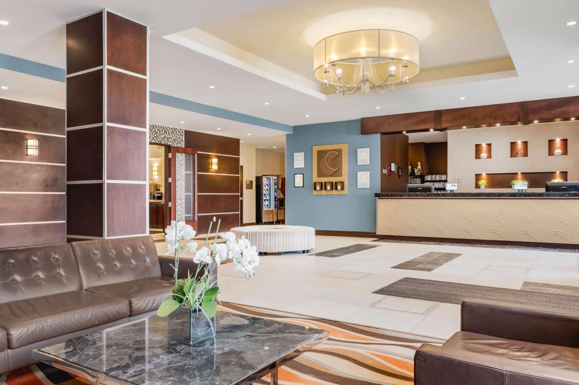 Comfort Hotel Bayer'S Lake Timberlea Εξωτερικό φωτογραφία