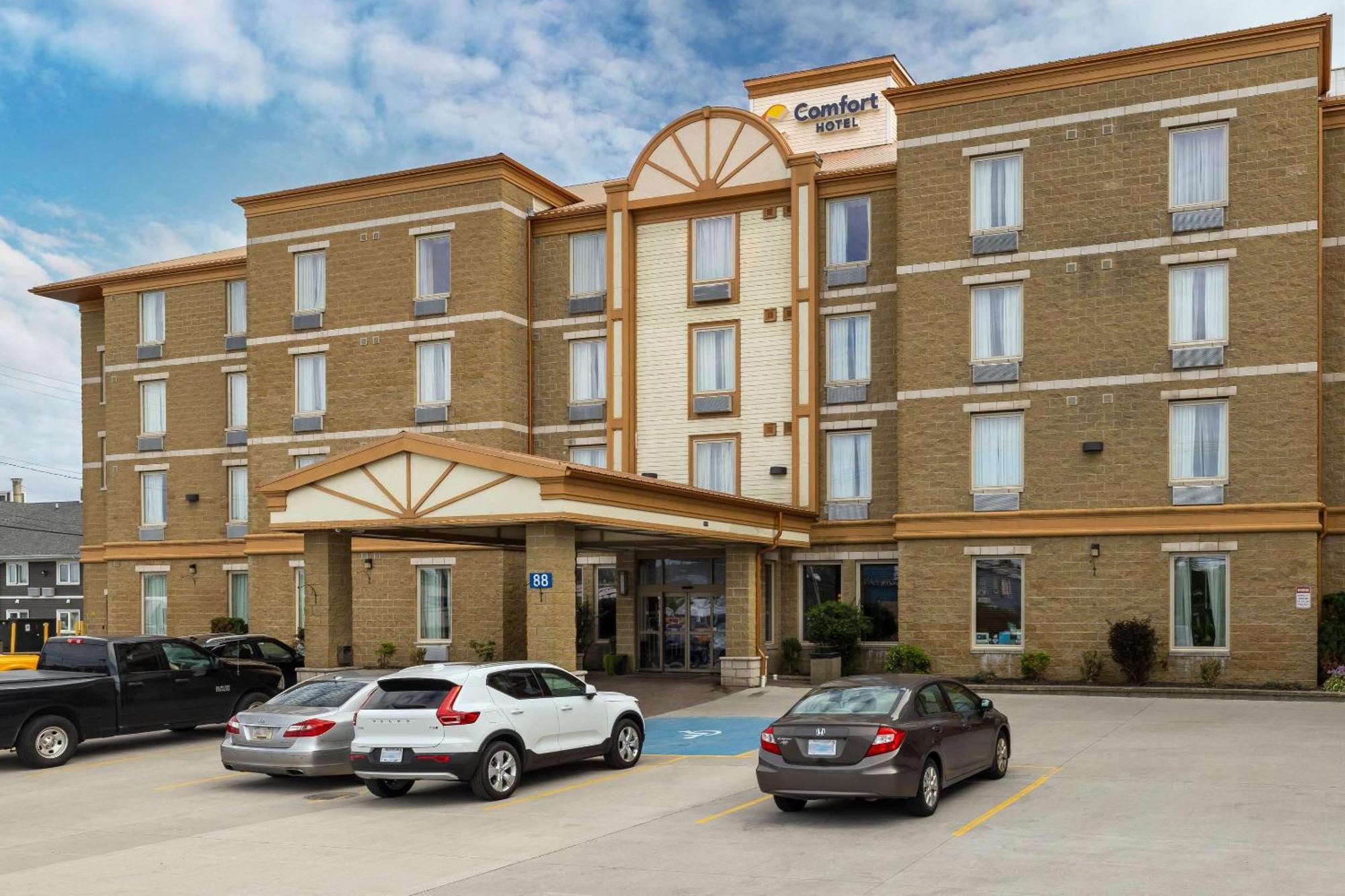 Comfort Hotel Bayer'S Lake Timberlea Εξωτερικό φωτογραφία