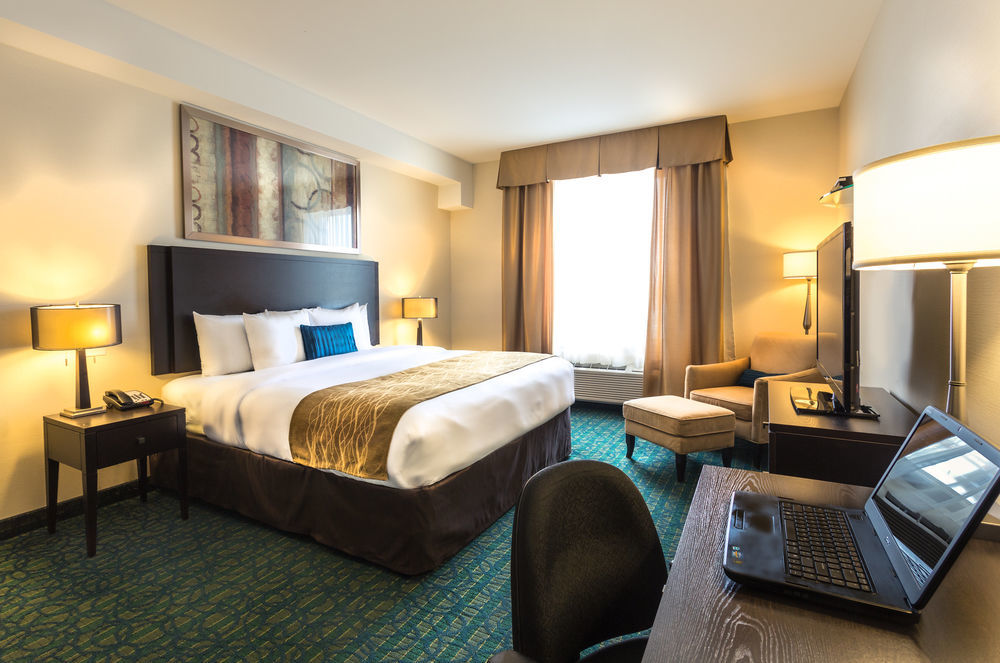 Comfort Hotel Bayer'S Lake Timberlea Εξωτερικό φωτογραφία