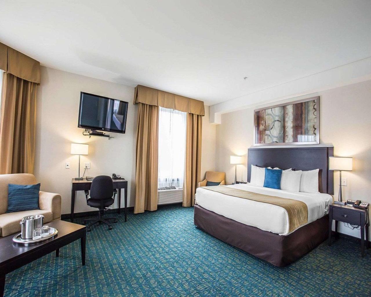 Comfort Hotel Bayer'S Lake Timberlea Εξωτερικό φωτογραφία